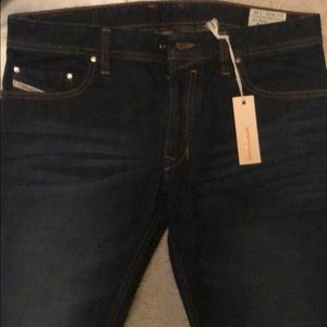 Mens Diesel slim straight never worn jeans size 31